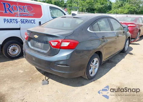 2018 Chevrolet Cruze Lt Auto z USA, uszkodzony, nr VIN 1G1BE5SM8J7223654